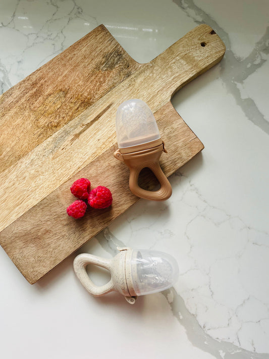 silicone handheld feeding aid